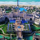 Madinat Al Qasr offers Golf Academy packages